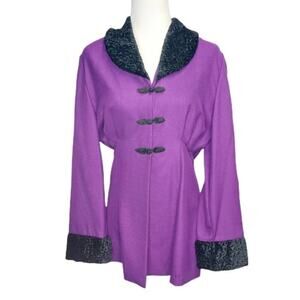 Vintage Women's Mid century Collared Purple & Black Light  Dress Coat‎